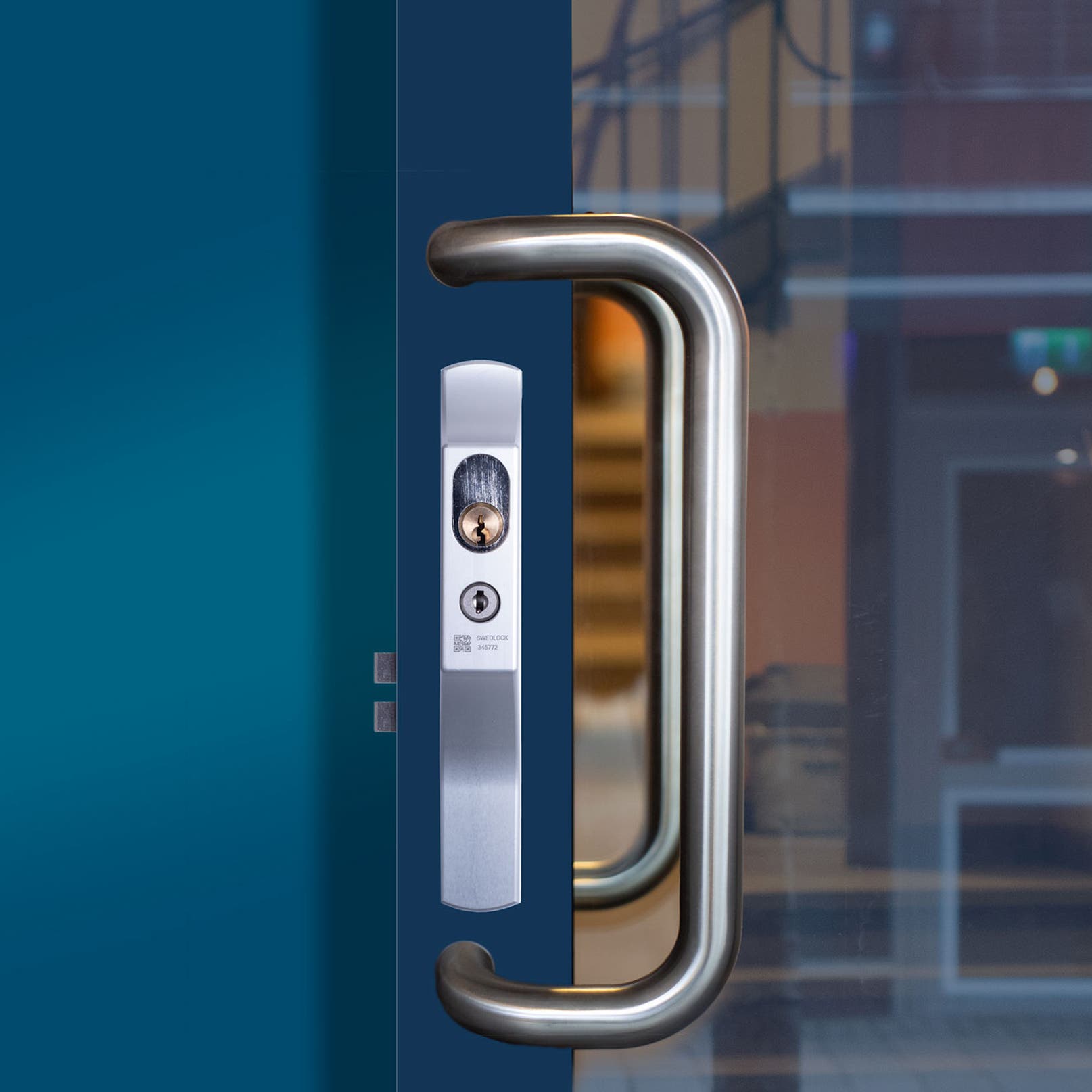 Ett lås på en entréport