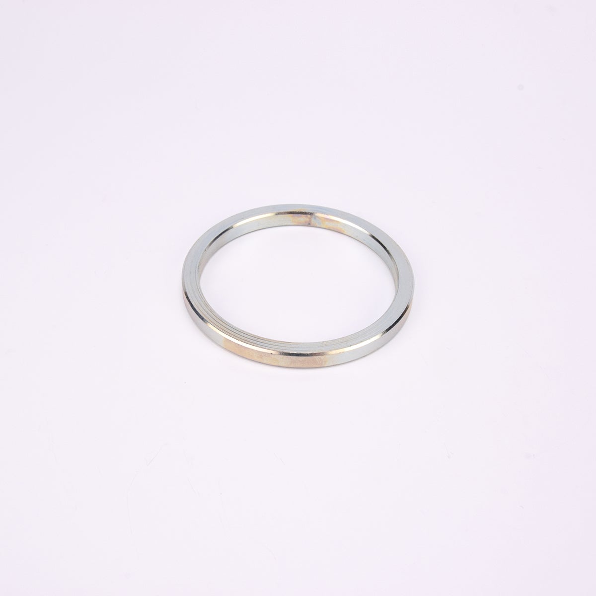 Rund metallisk trimring.