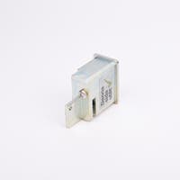 Metalliskt lås med utskjutande regel och etikett med texten ”Denna sida utåt” samt grön bock.