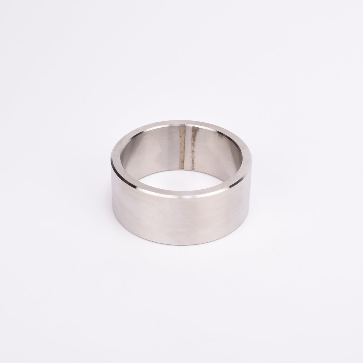 Rund metallisk trimring.