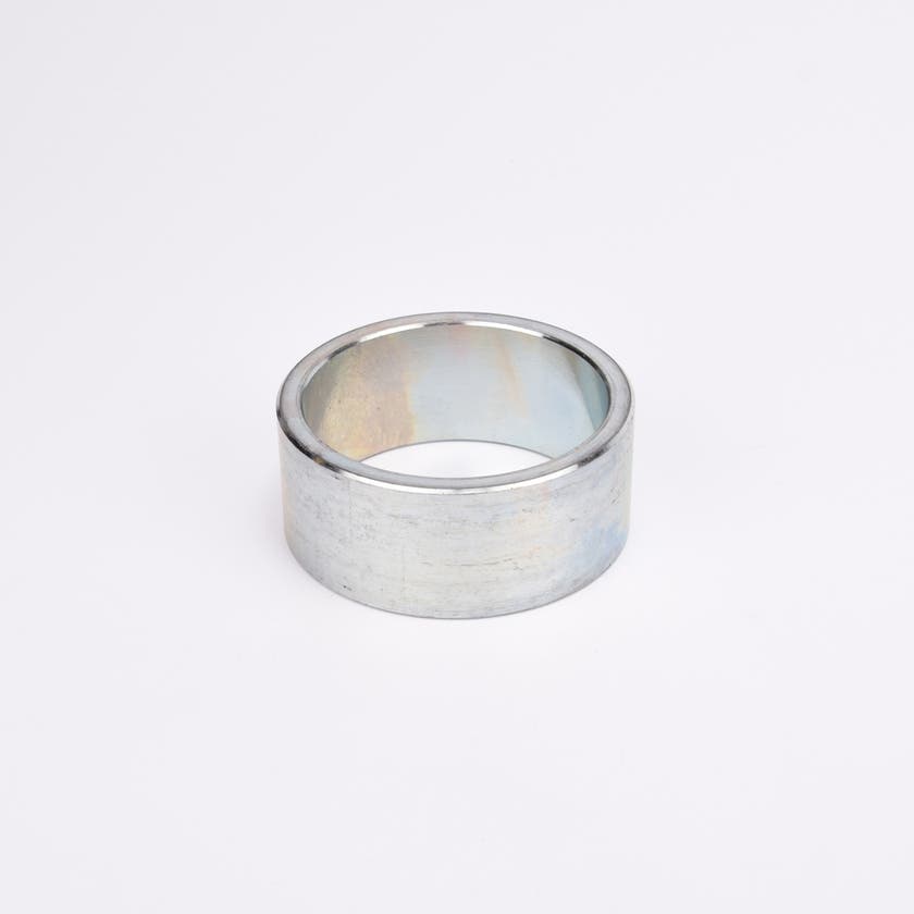 Rund metallisk trimring.