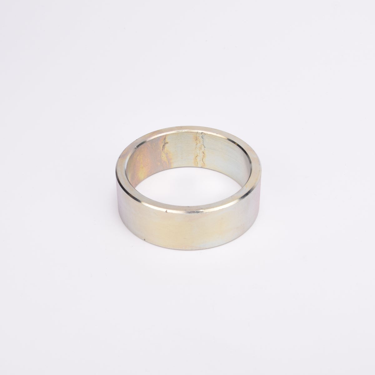 Rund metallisk trimring.