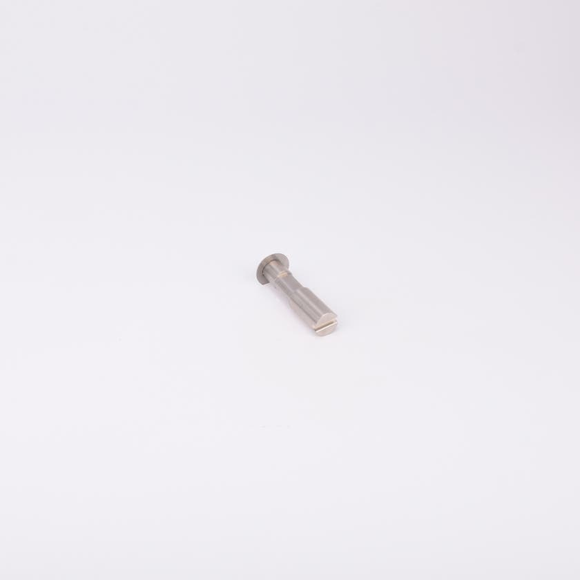 Cylinderformad adapter i metall.