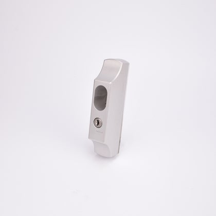 Silverfärgat ovalt duolås med nyckelhål.